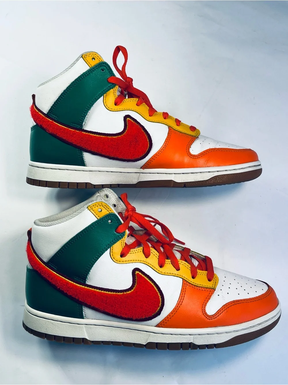Nike Dunk vibrant nike